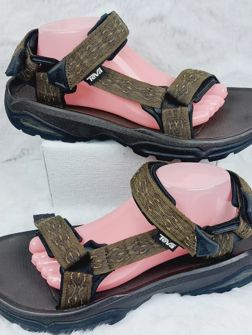 Teva Women's Olive Green Terra Fi 4 Active Arch Sports Sandal Size US 11